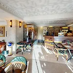 Bed & Breakfast Florya Novi 3*