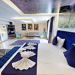 Florya Novi Bed & Breakfast 3*