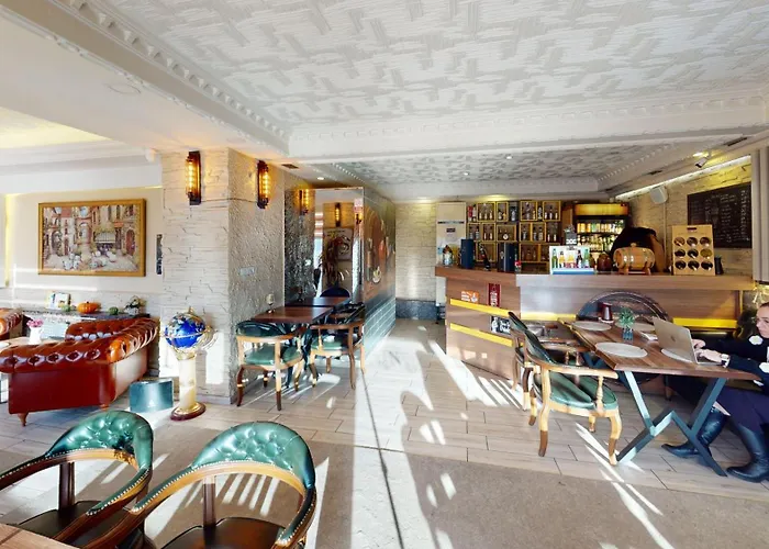 Oda ve Kahvaltı Florya Novi 3*