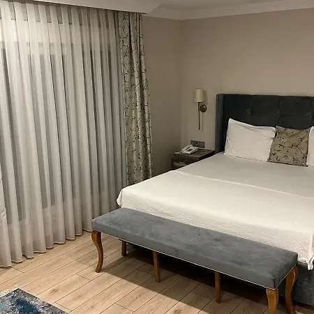 Florya Novi 住宿加早餐酒店 3*